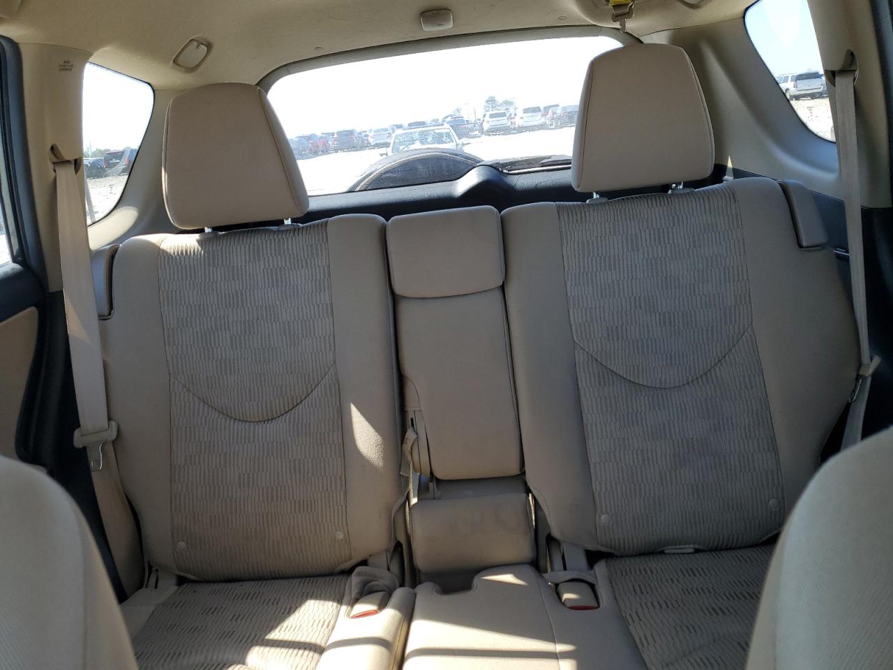 2011 Toyota RAV 4 - Image 10