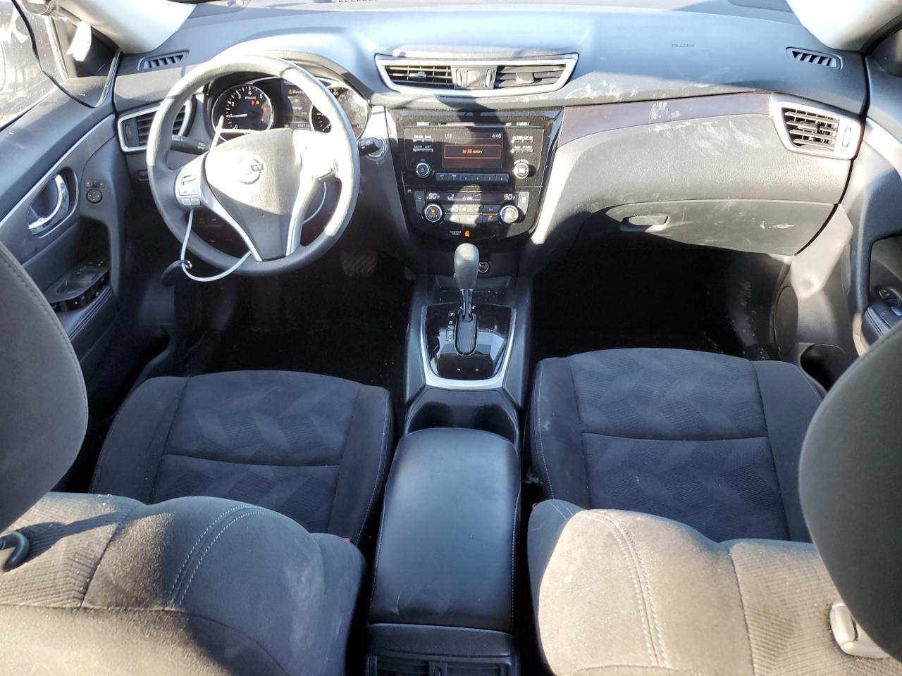 2015 Nissan Rogue - Image 8