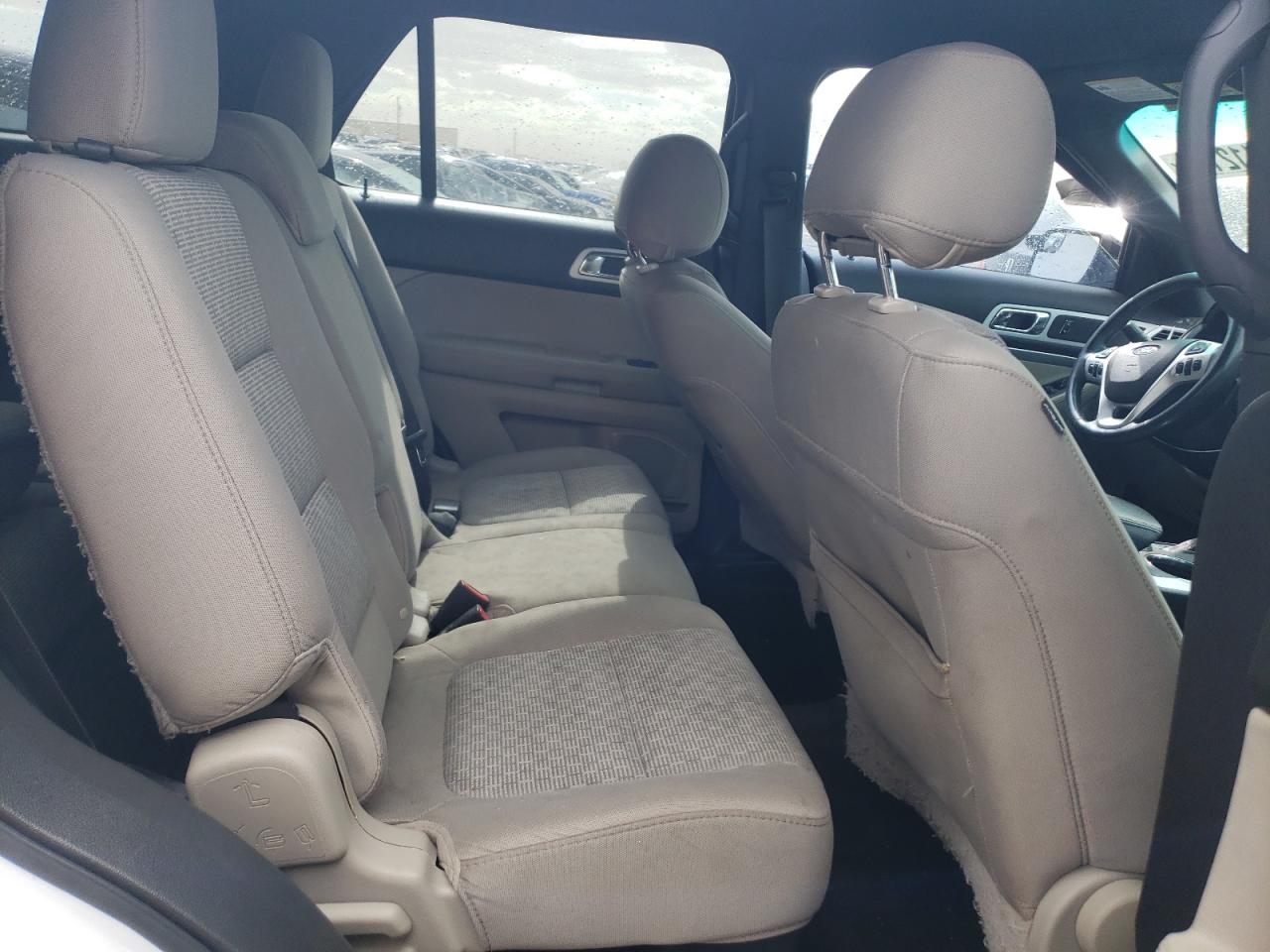 2013 Ford Explorer - Image 11
