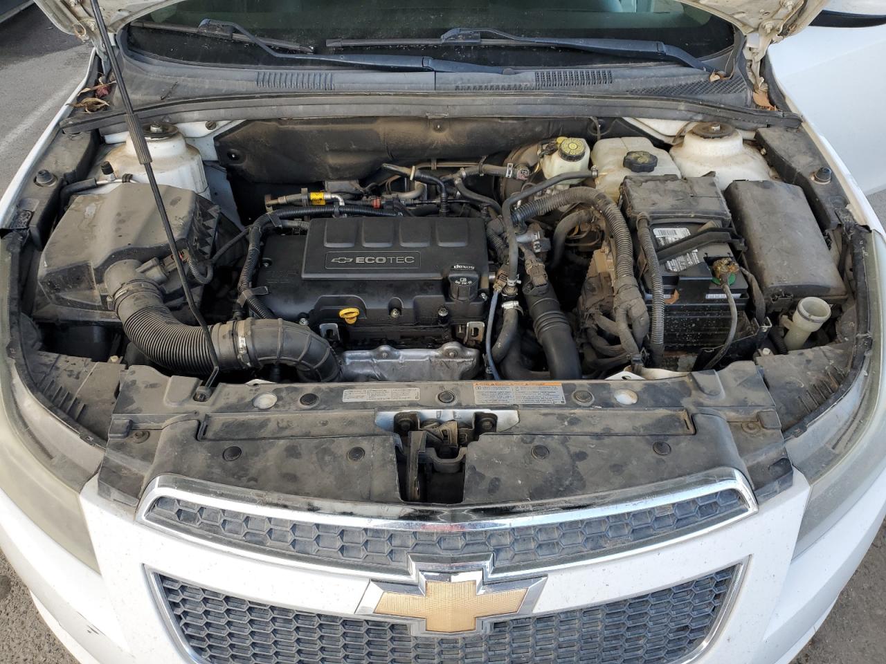 2013 Chevrolet Cruze - Image 11
