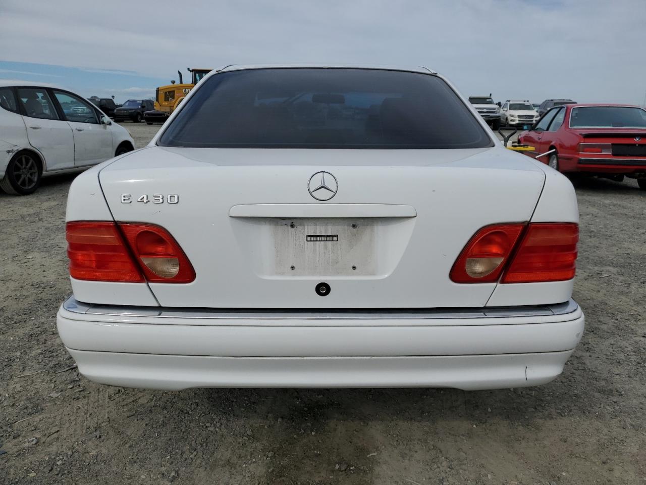 1998 Mercedes-Benz E 430 VIN: WDBJF70F1WA683246 Lot: 46858965