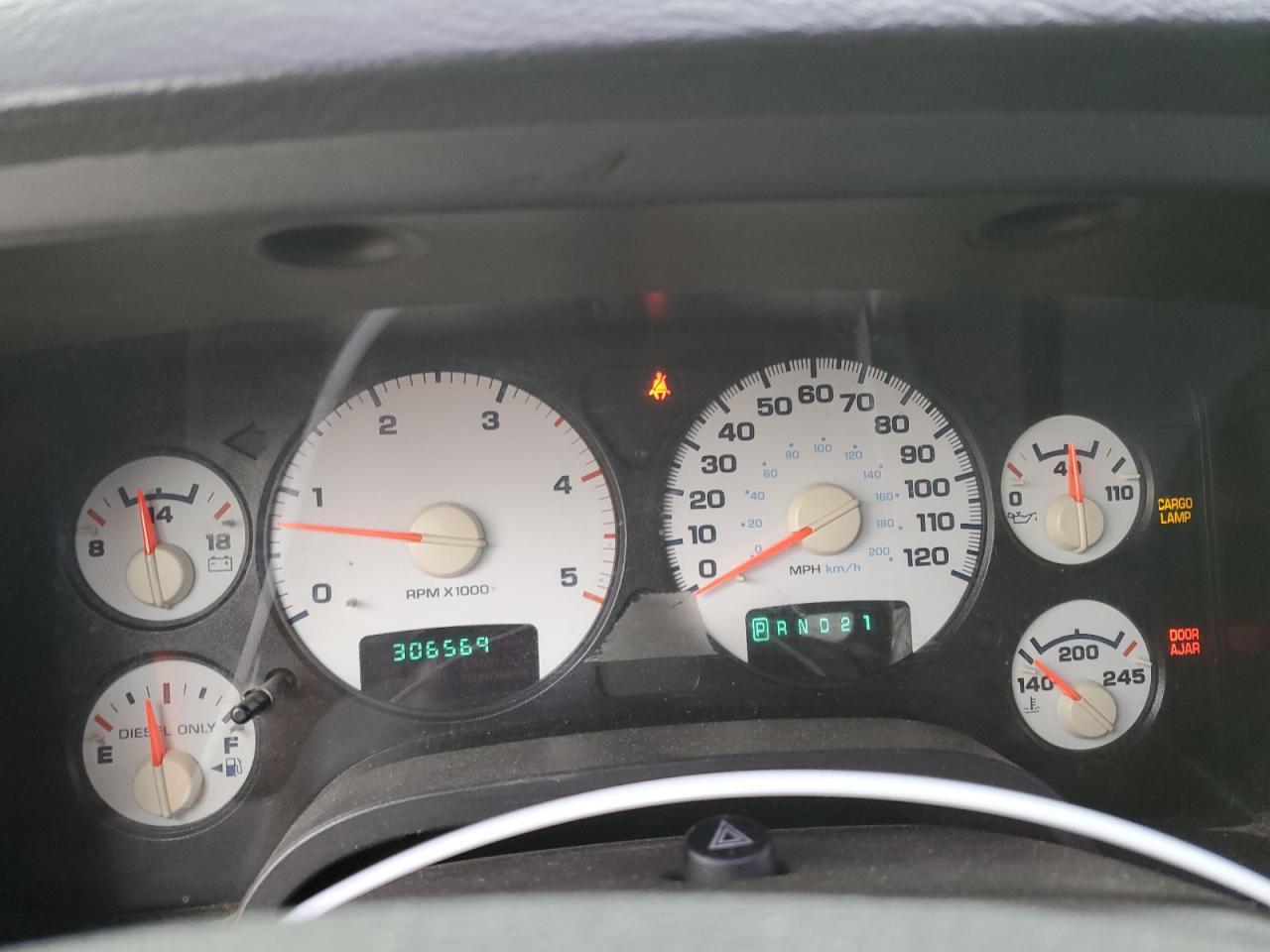 2004 Dodge RAM - Image 9