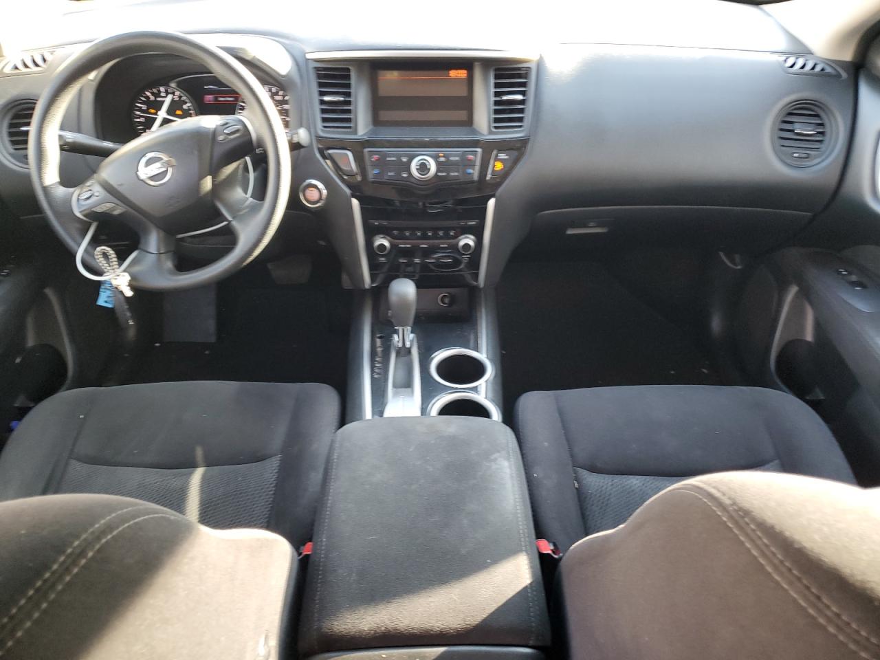 2014 Nissan Pathfinder - Image 8