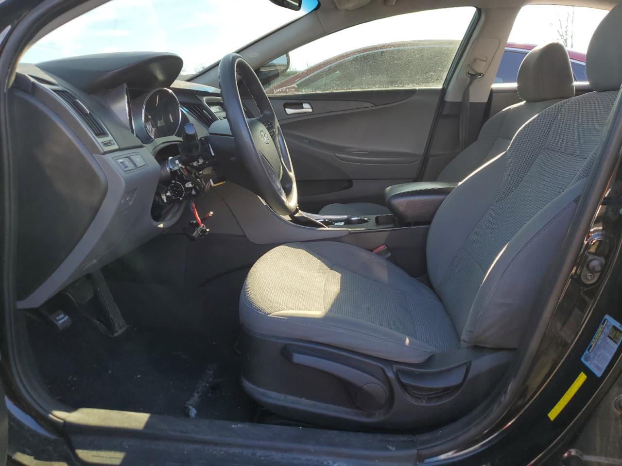 2013 Hyundai Sonata - Image 7