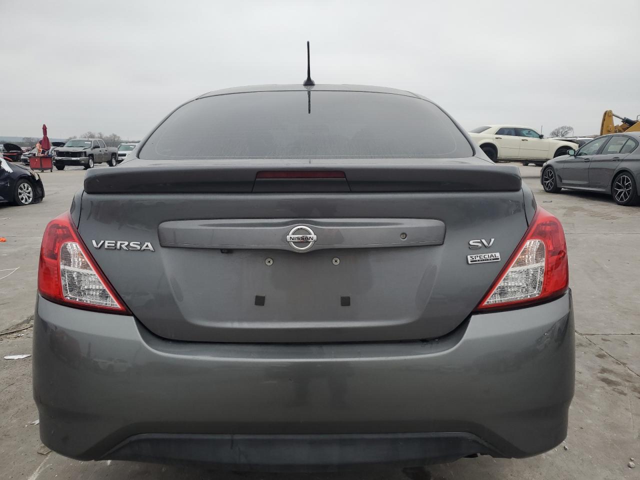 2018 Nissan Versa - Image 6