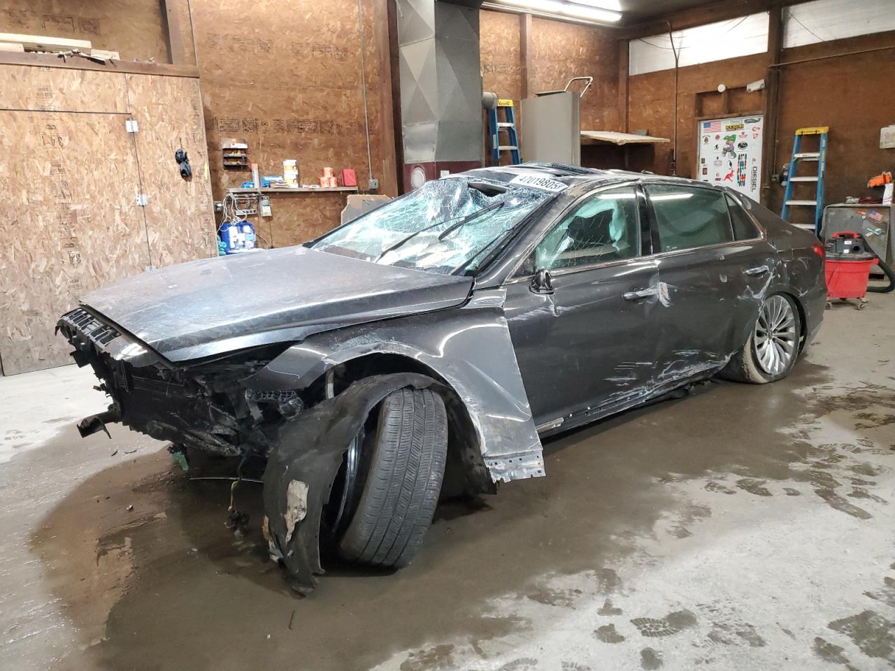 2019 Genesis G90 - Image 1