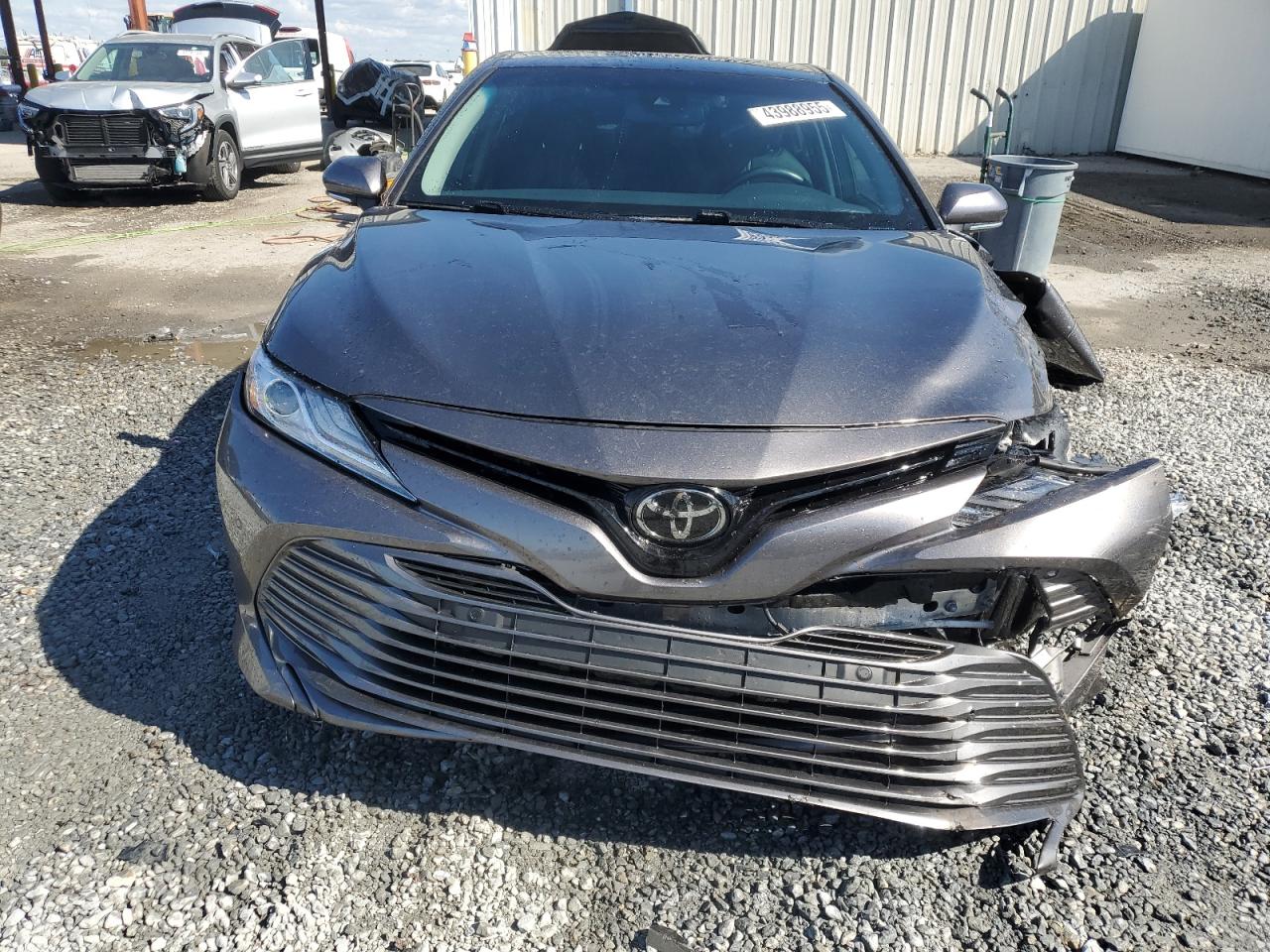 2018 Toyota Camry - Image 5
