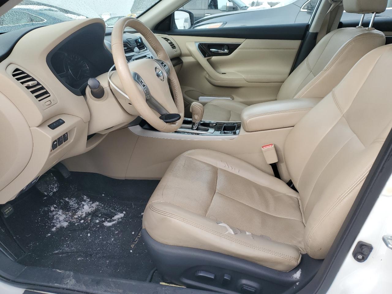 2015 Nissan Altima - Image 7