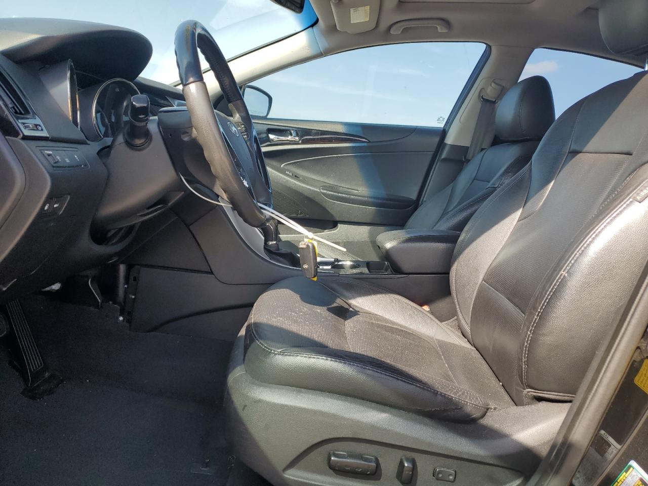 2013 Hyundai Sonata - Image 7