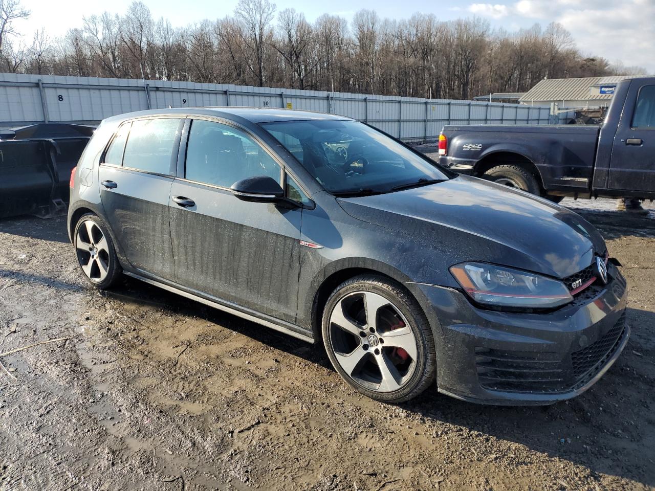 2015 Volkswagen GTI - Image 4