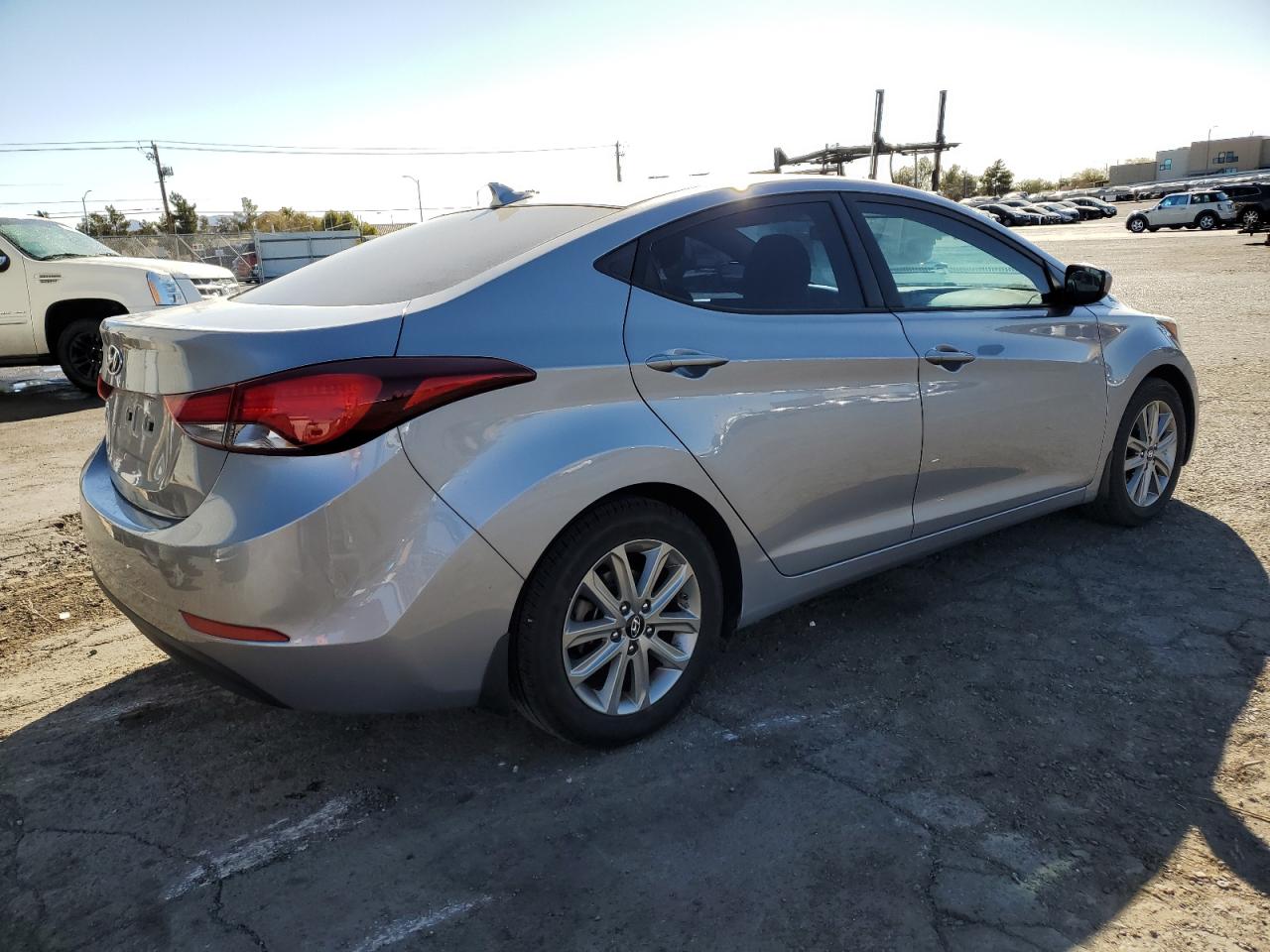 2015 Hyundai Elantra - Image 3
