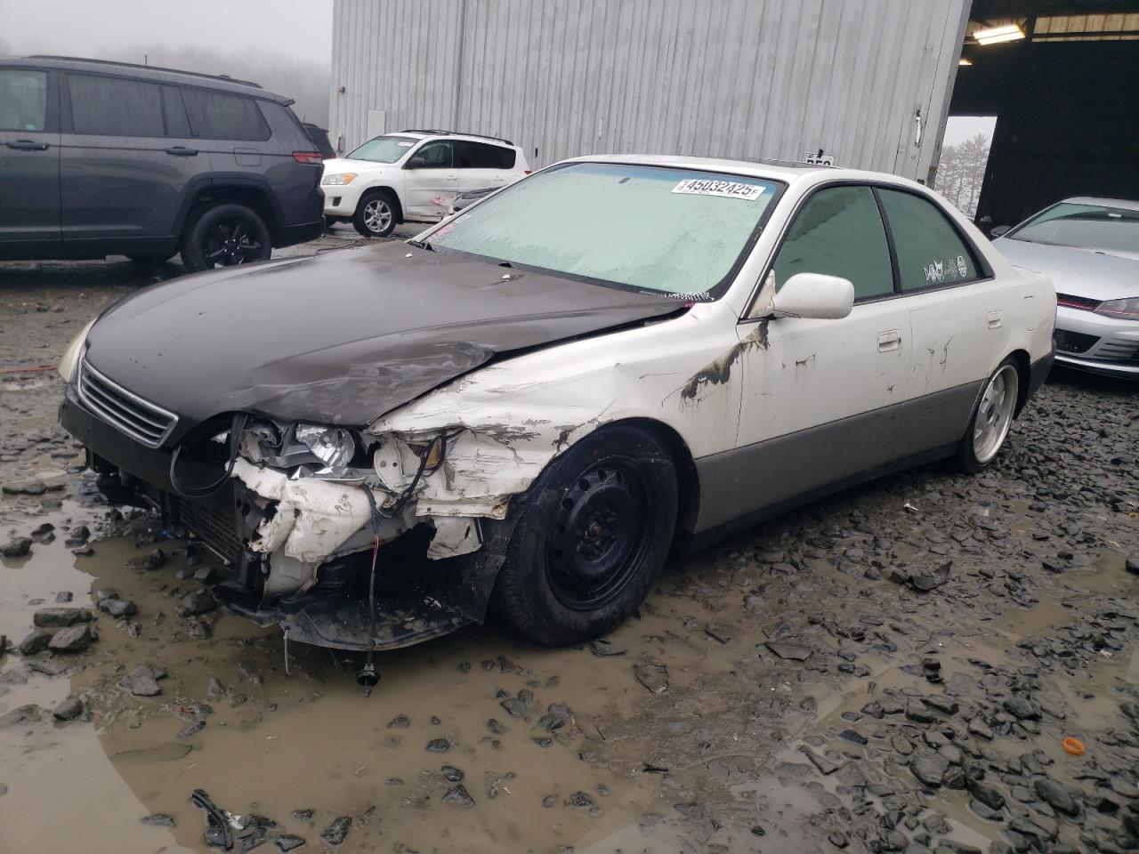1998 Lexus ES - Image 1