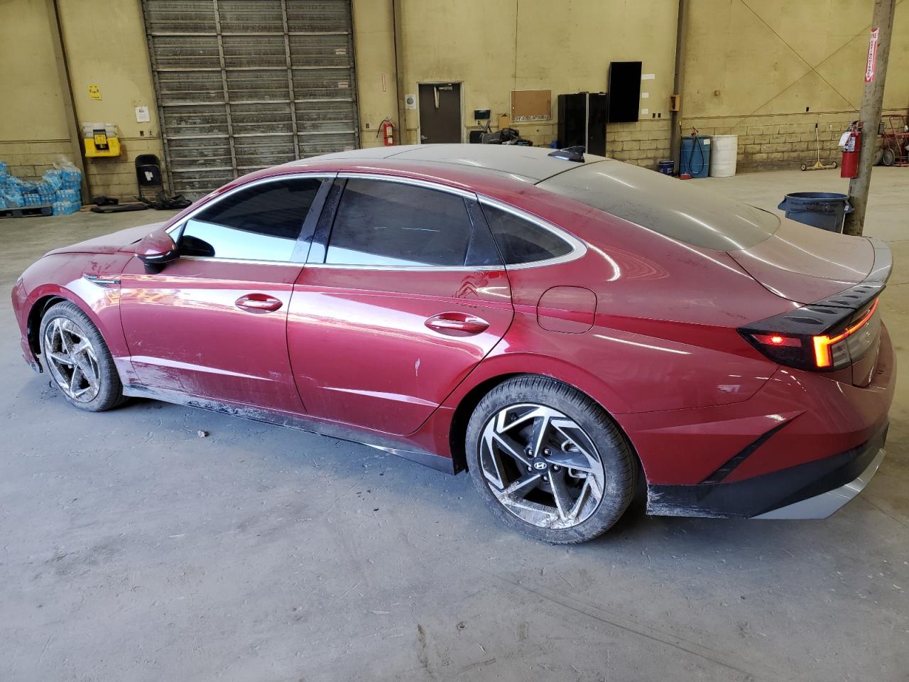 2024 Hyundai Sonata - Image 2