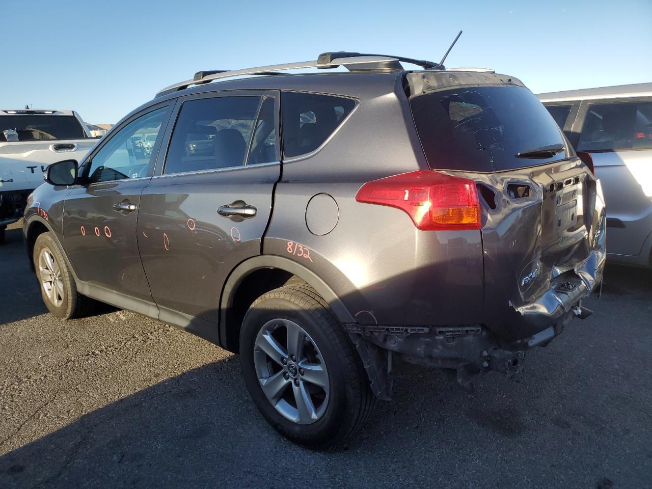 2015 Toyota RAV 4 - Image 2