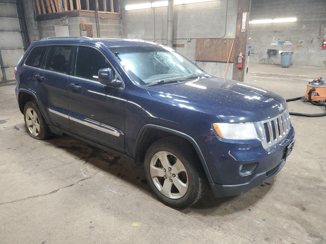 2013 Jeep Grand Cherokee - Image 4