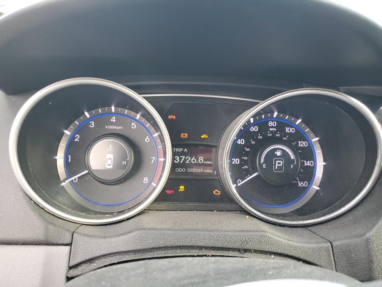 2011 Hyundai Sonata - Image 9
