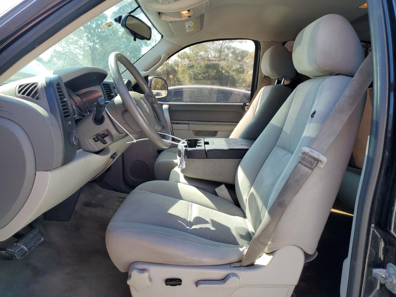 2011 GMC Sierra - Image 7