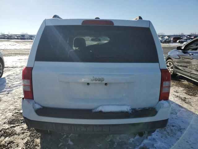  JEEP PATRIOT 2016 Biały