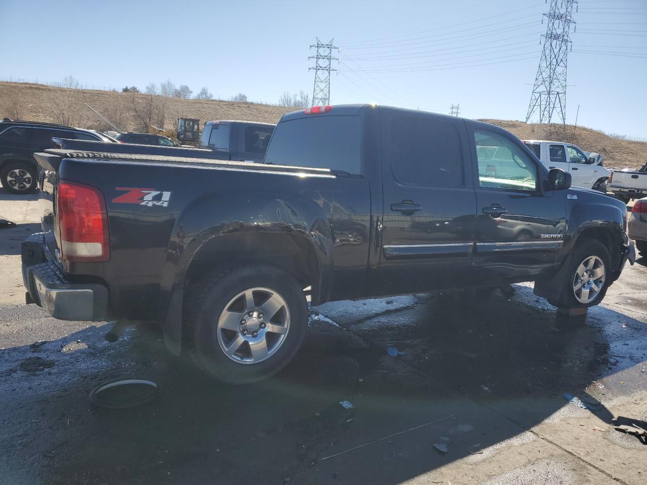 2010 GMC Sierra - Image 3