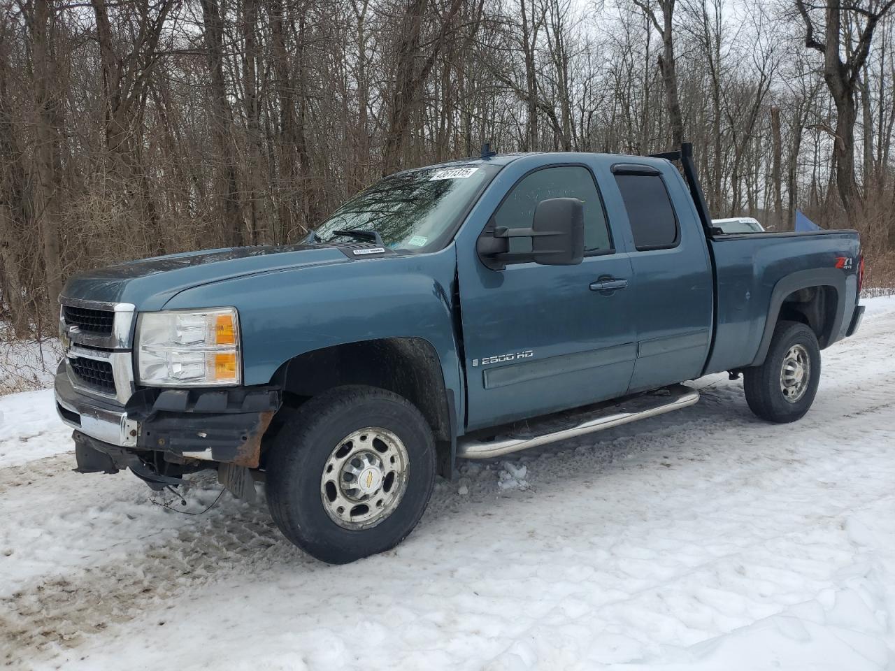 2007 Chevrolet Silverado - Image 1