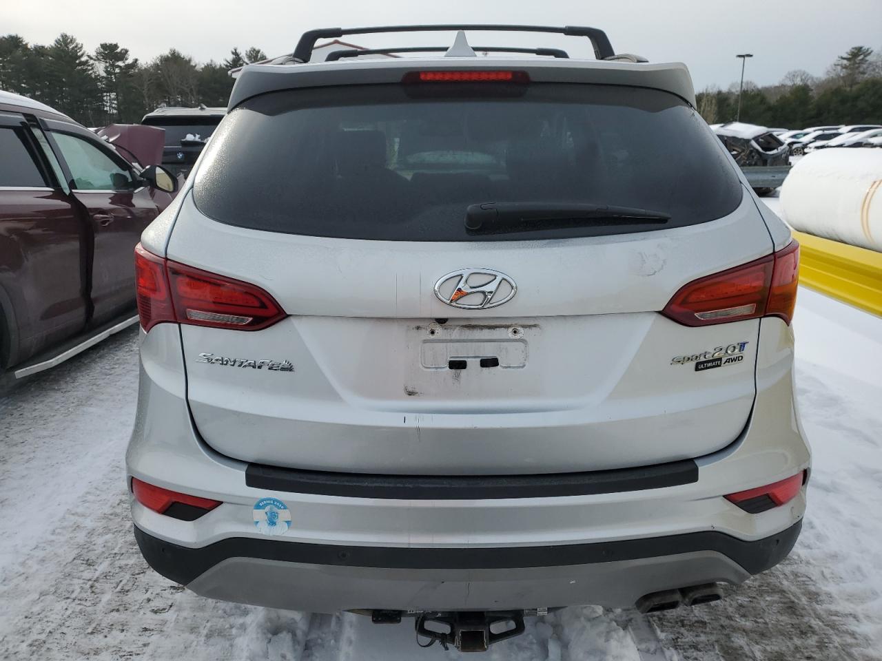 2017 Hyundai Santa Fe - Image 6