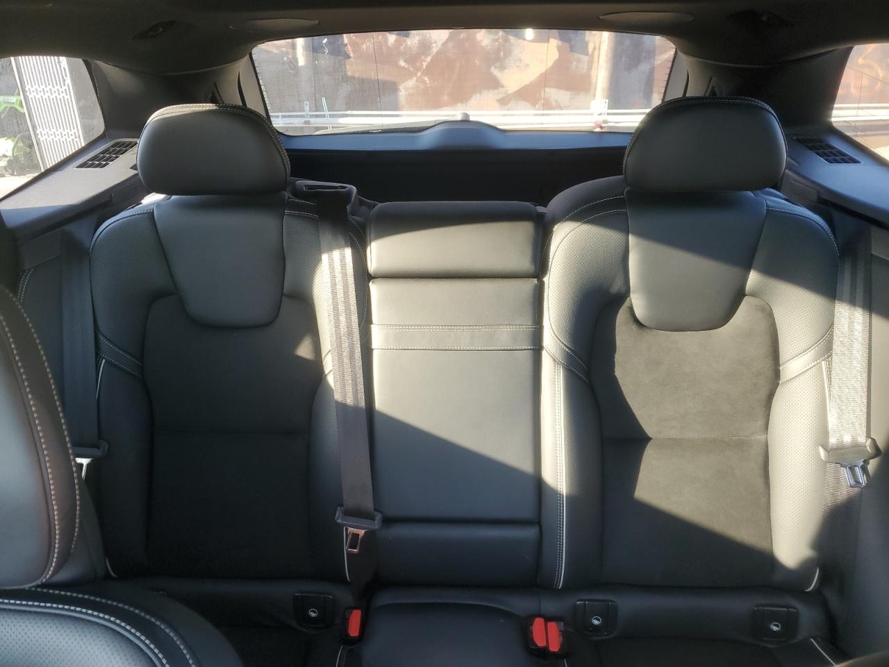 2019 Volvo XC60 - Image 10