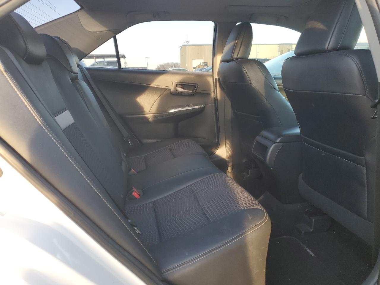 2014 Toyota Camry - Image 10