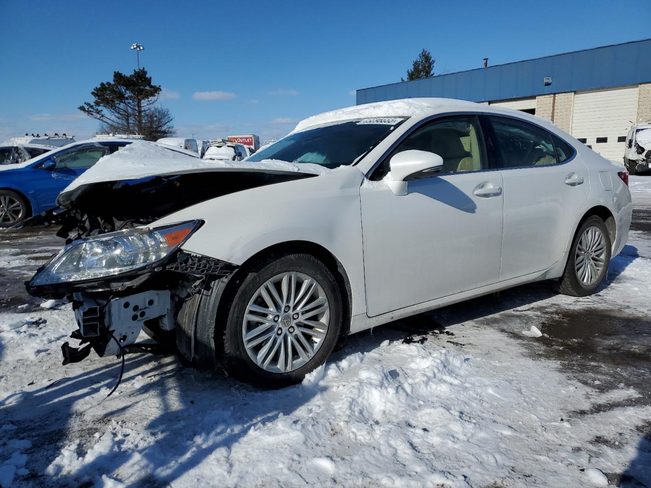 2015 Lexus ES - Image 1