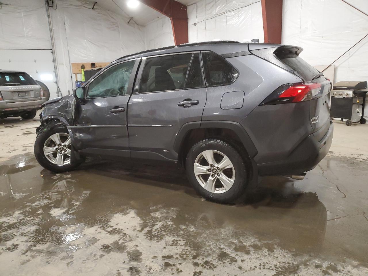 2021 Toyota RAV 4 - Image 2