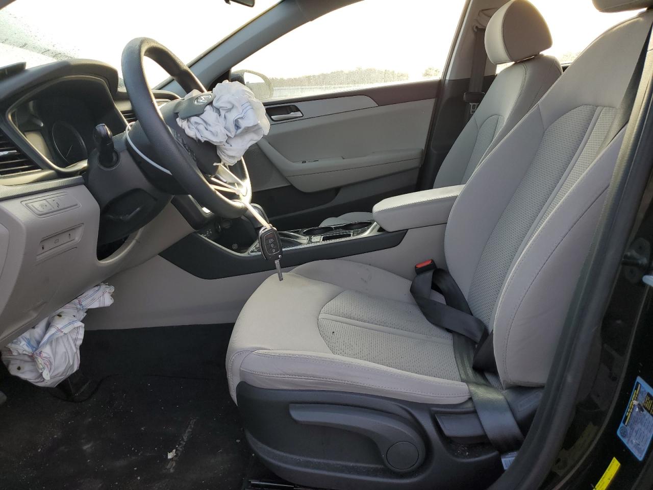 2019 Hyundai Sonata - Image 7
