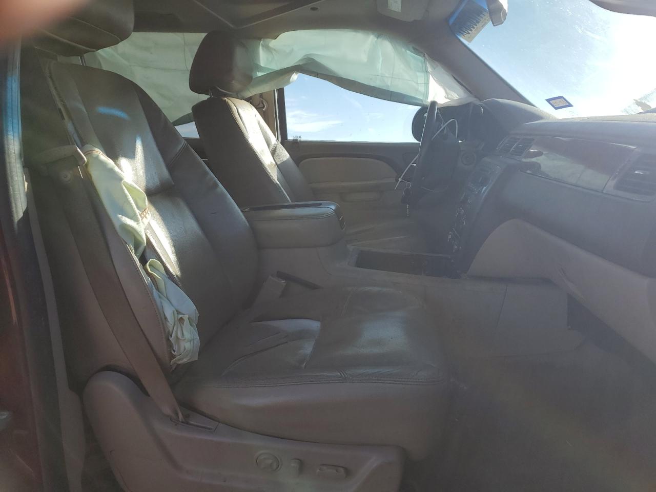 2011 GMC Yukon - Image 7