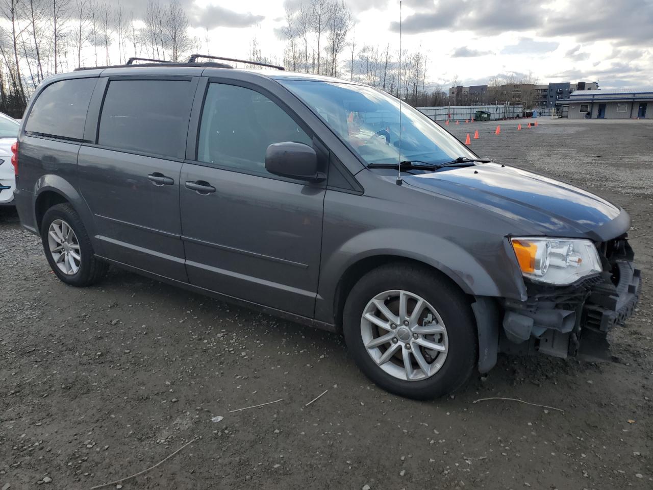 2016 Dodge Caravan - Image 4