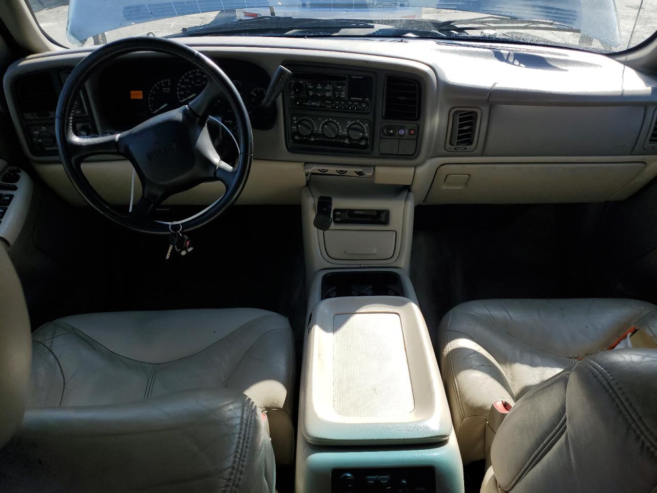 2000 GMC Yukon - Image 8