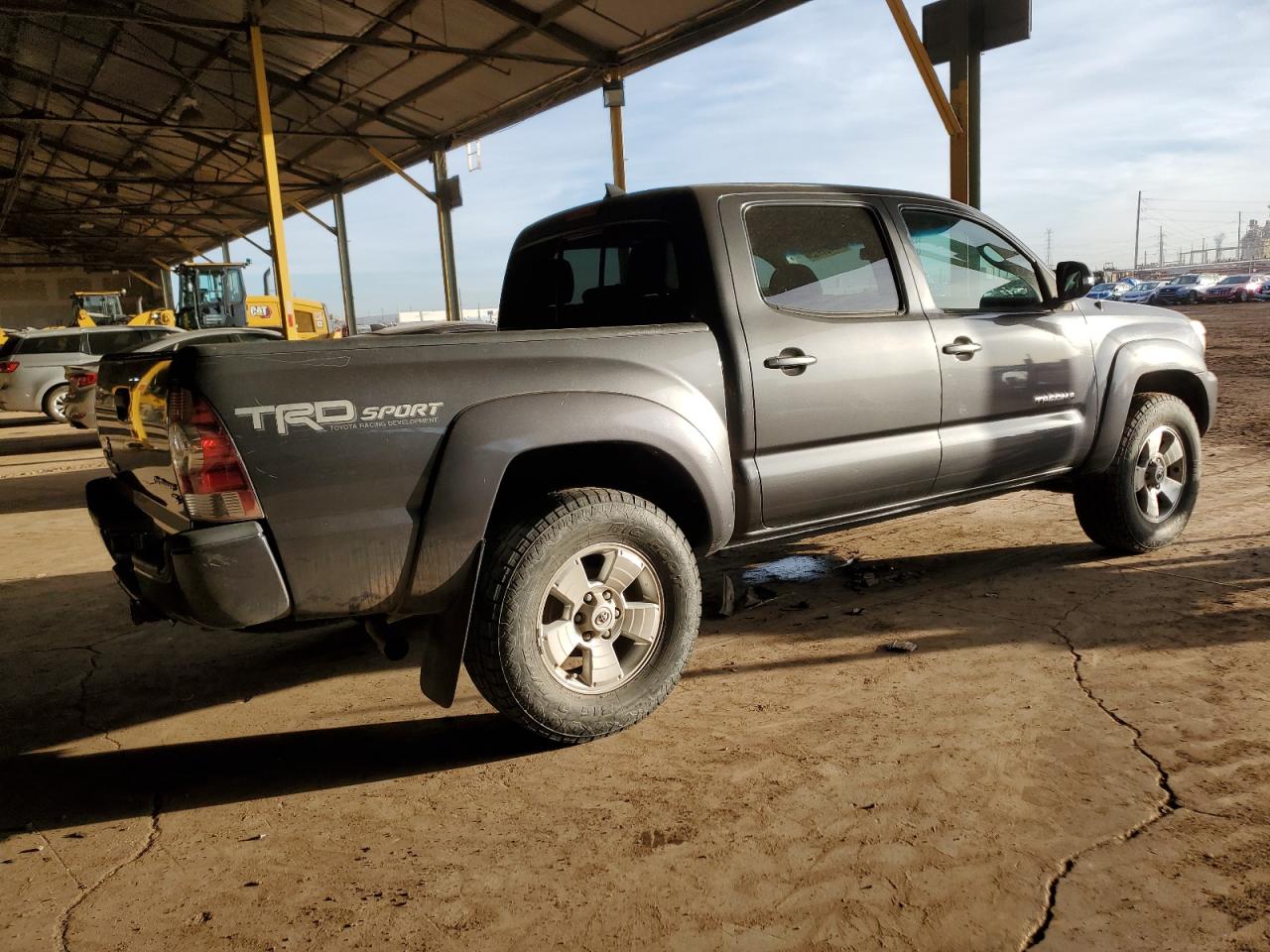 2014 Toyota Tacoma - Image 3