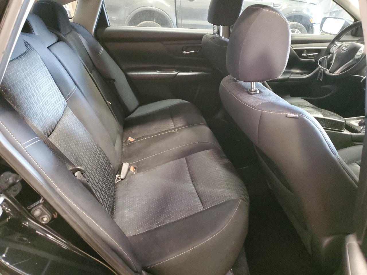 2016 Nissan Altima - Image 10