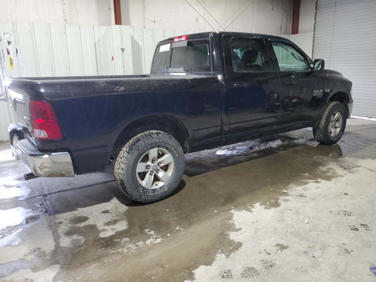 2019 RAM 1500 - Image 3
