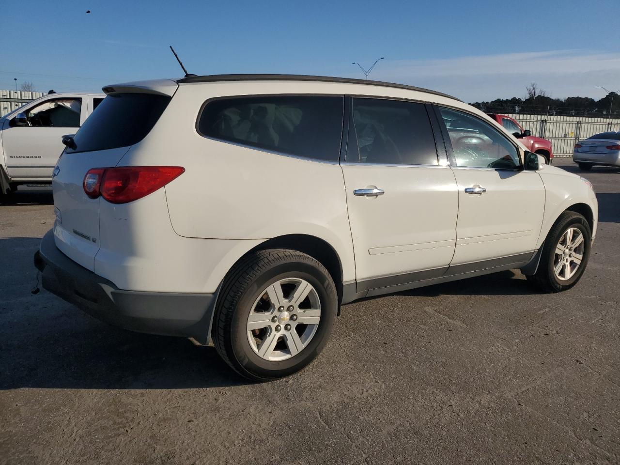 2012 Chevrolet Traverse - Image 3