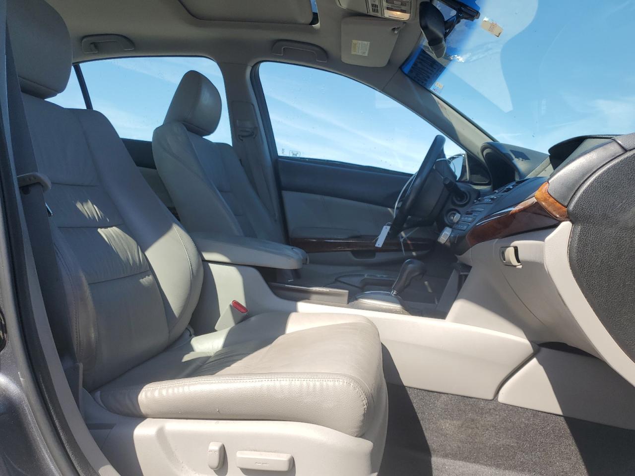 2012 Honda Accord - Image 7