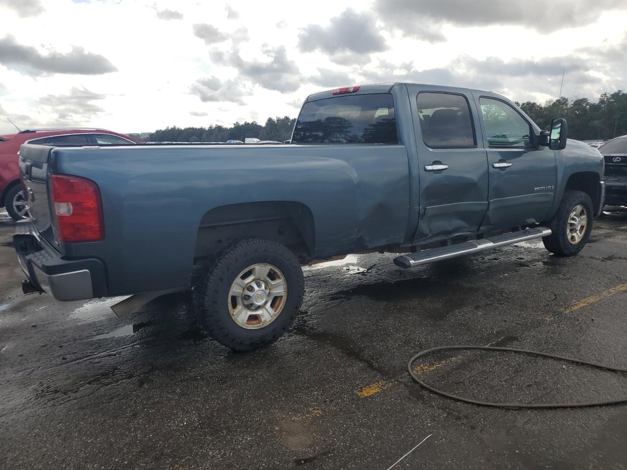2008 Chevrolet Silverado - Image 3
