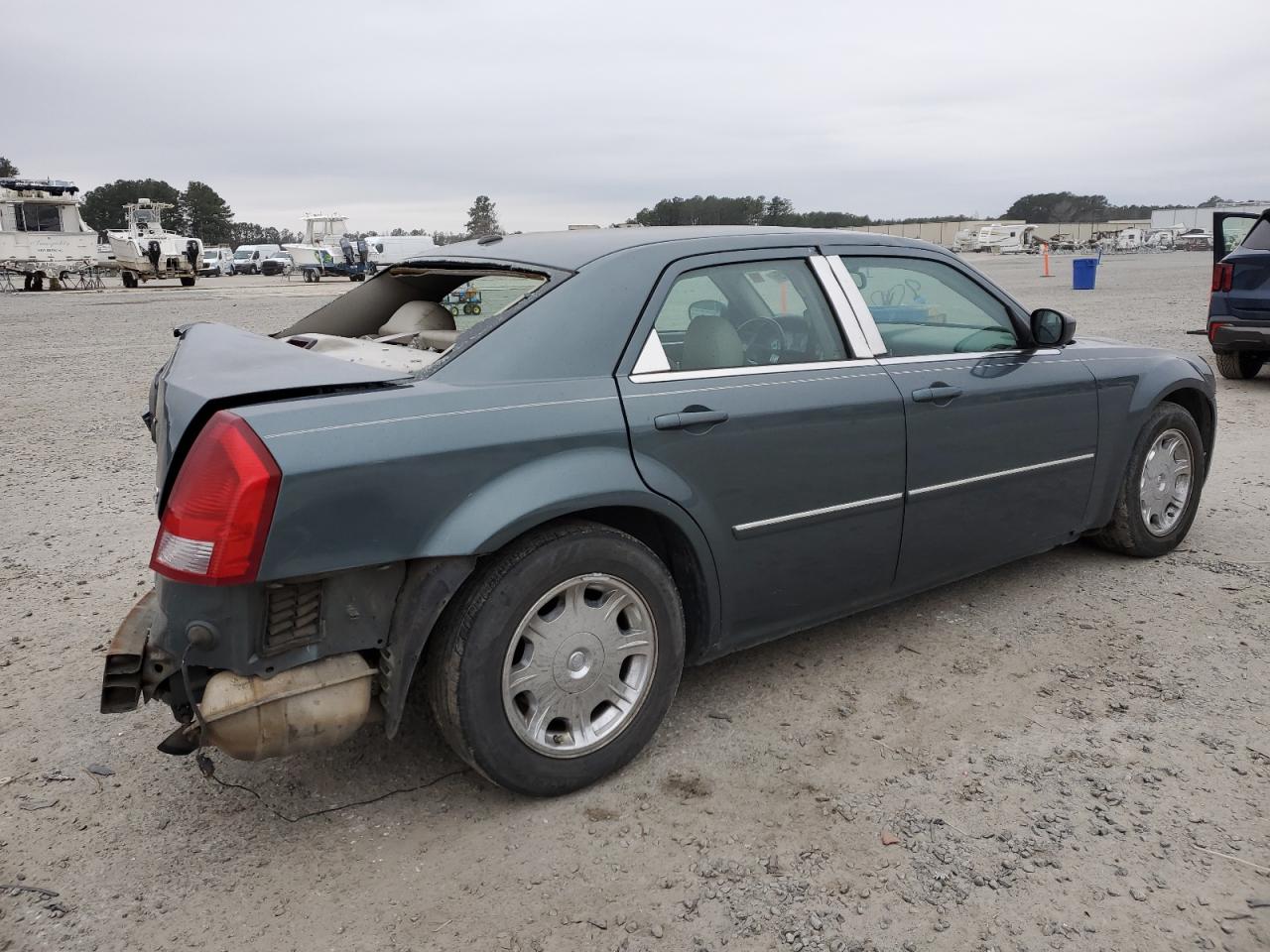 2006 Chrysler 300 - Image 3