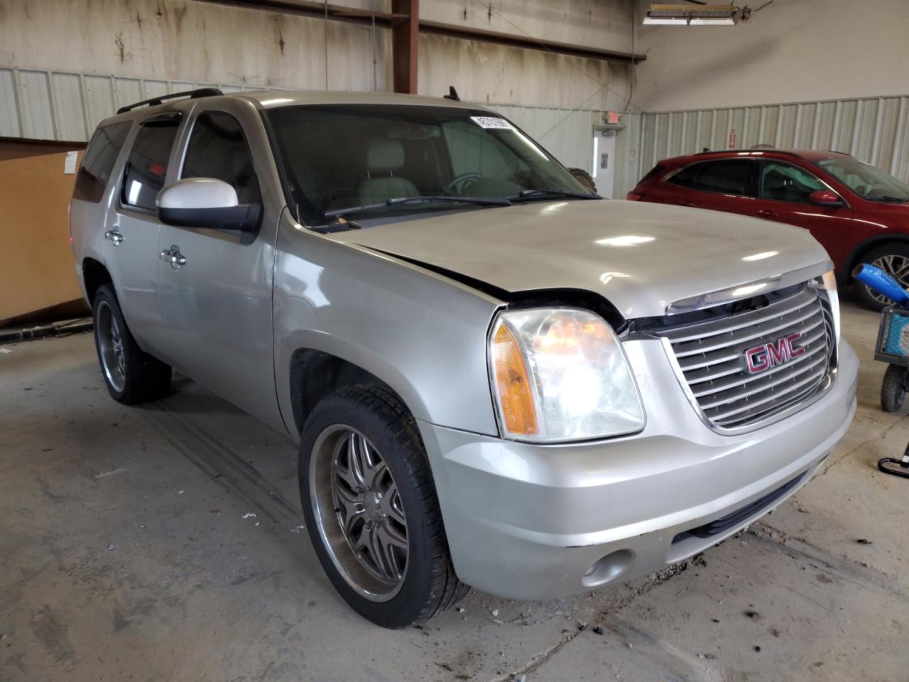 2007 GMC Yukon - Image 4