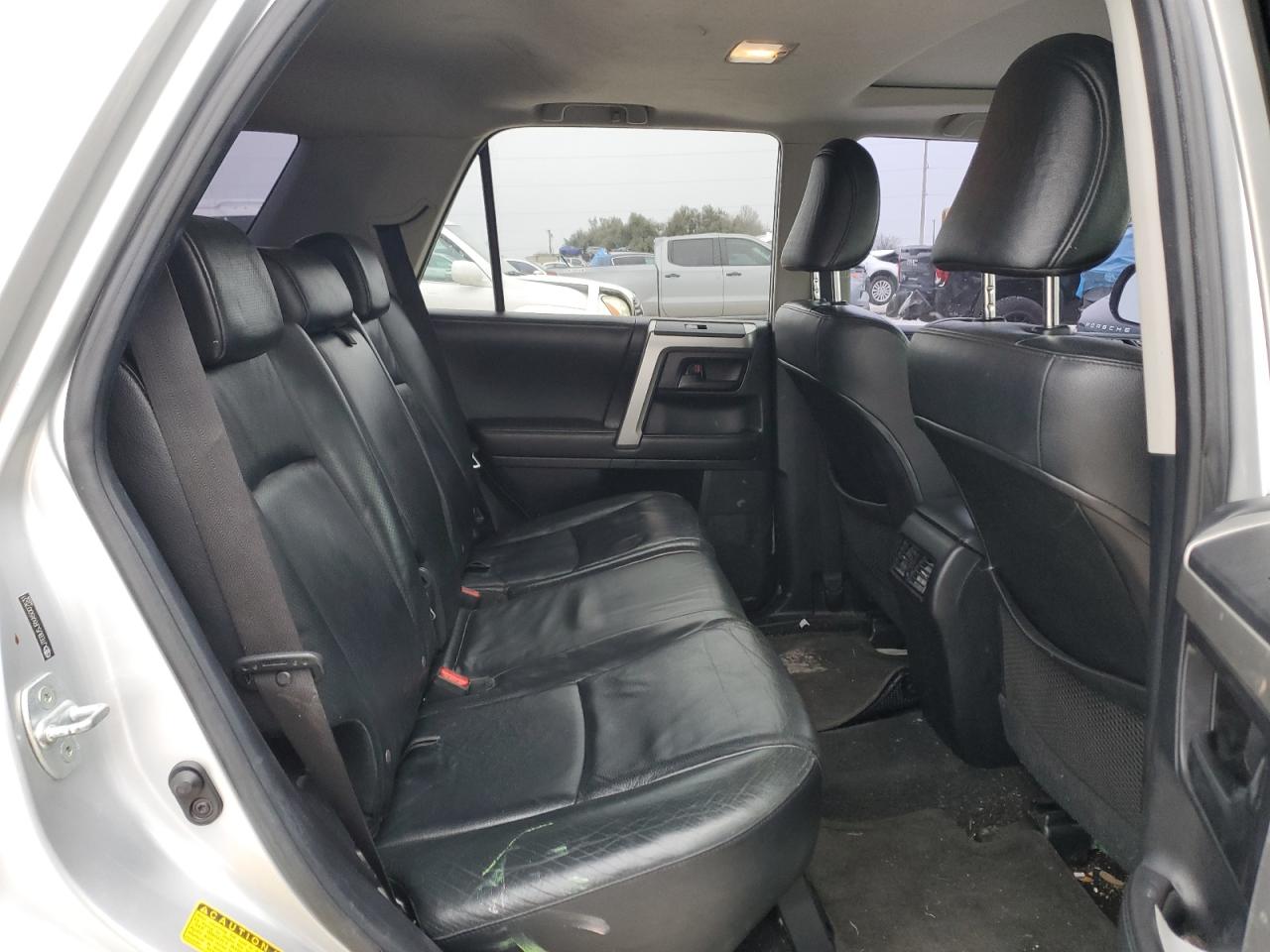2010 Toyota 4Runner - Image 11