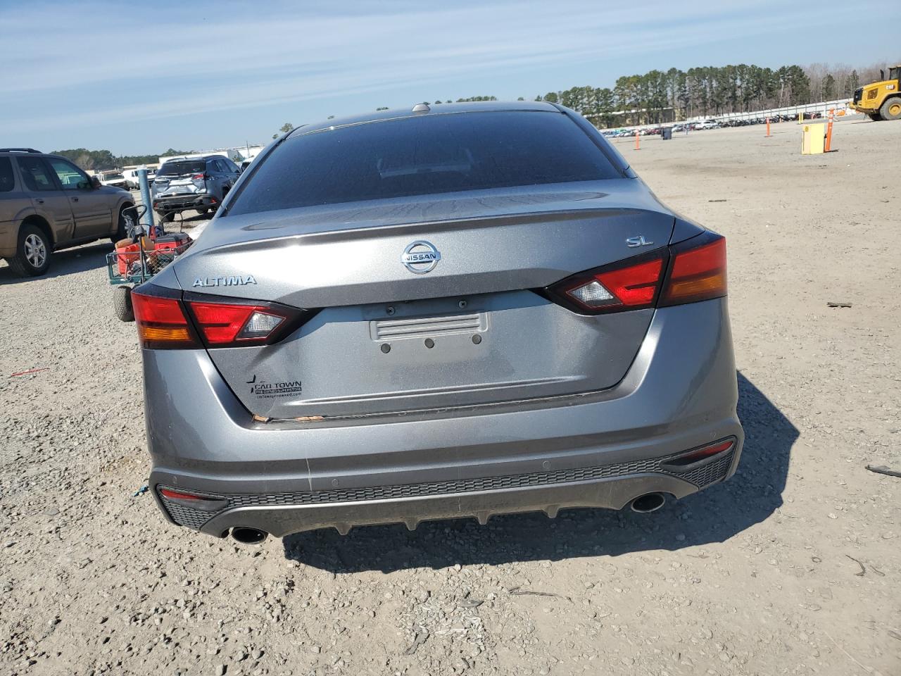 2019 Nissan Altima - Image 6
