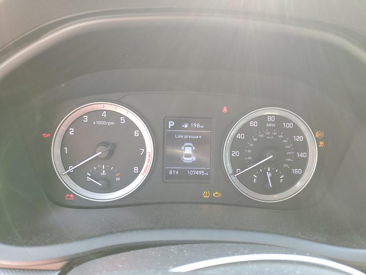 2018 Hyundai Sonata - Image 9