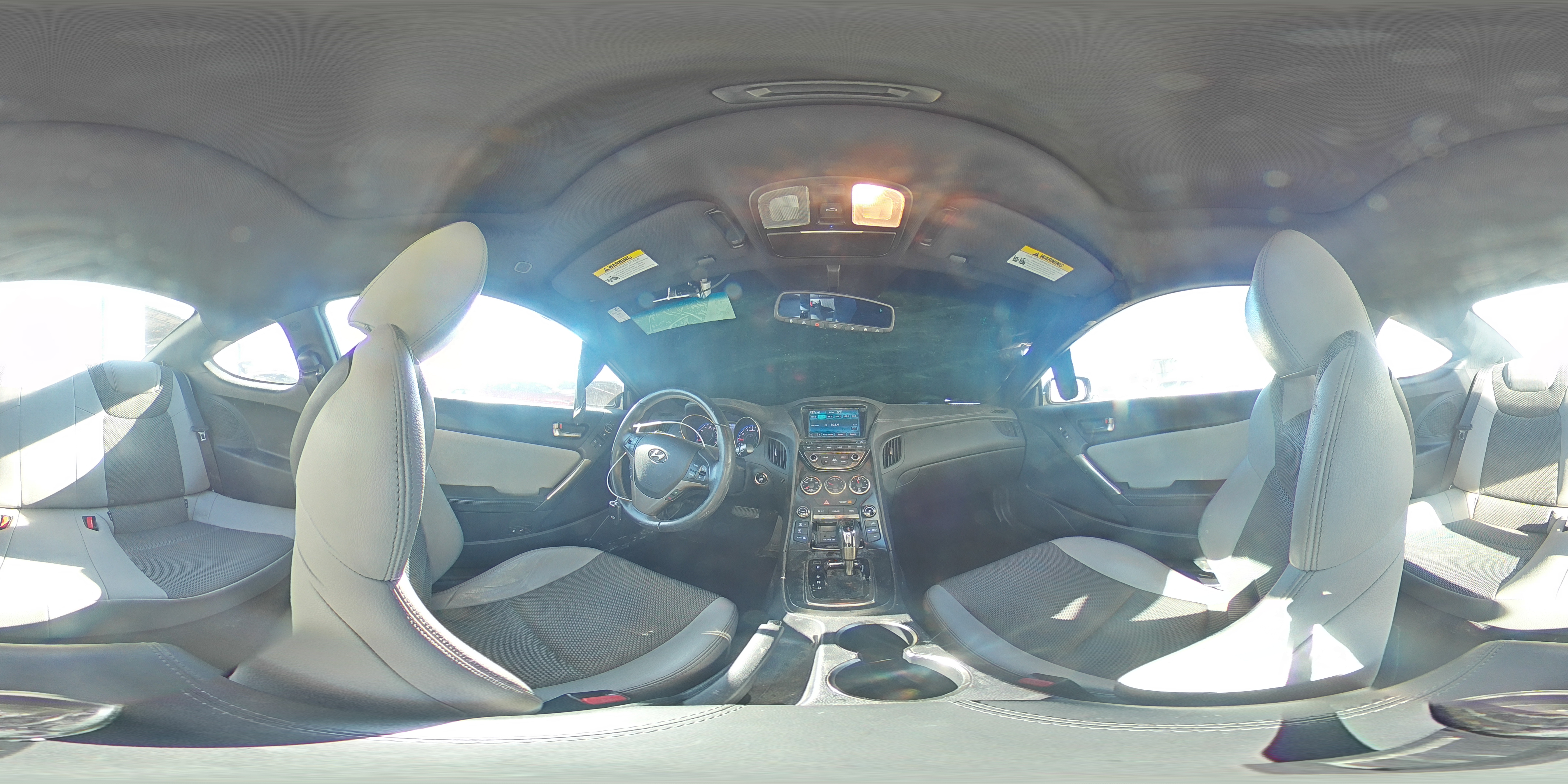 2013 Hyundai Genesis - Image 15