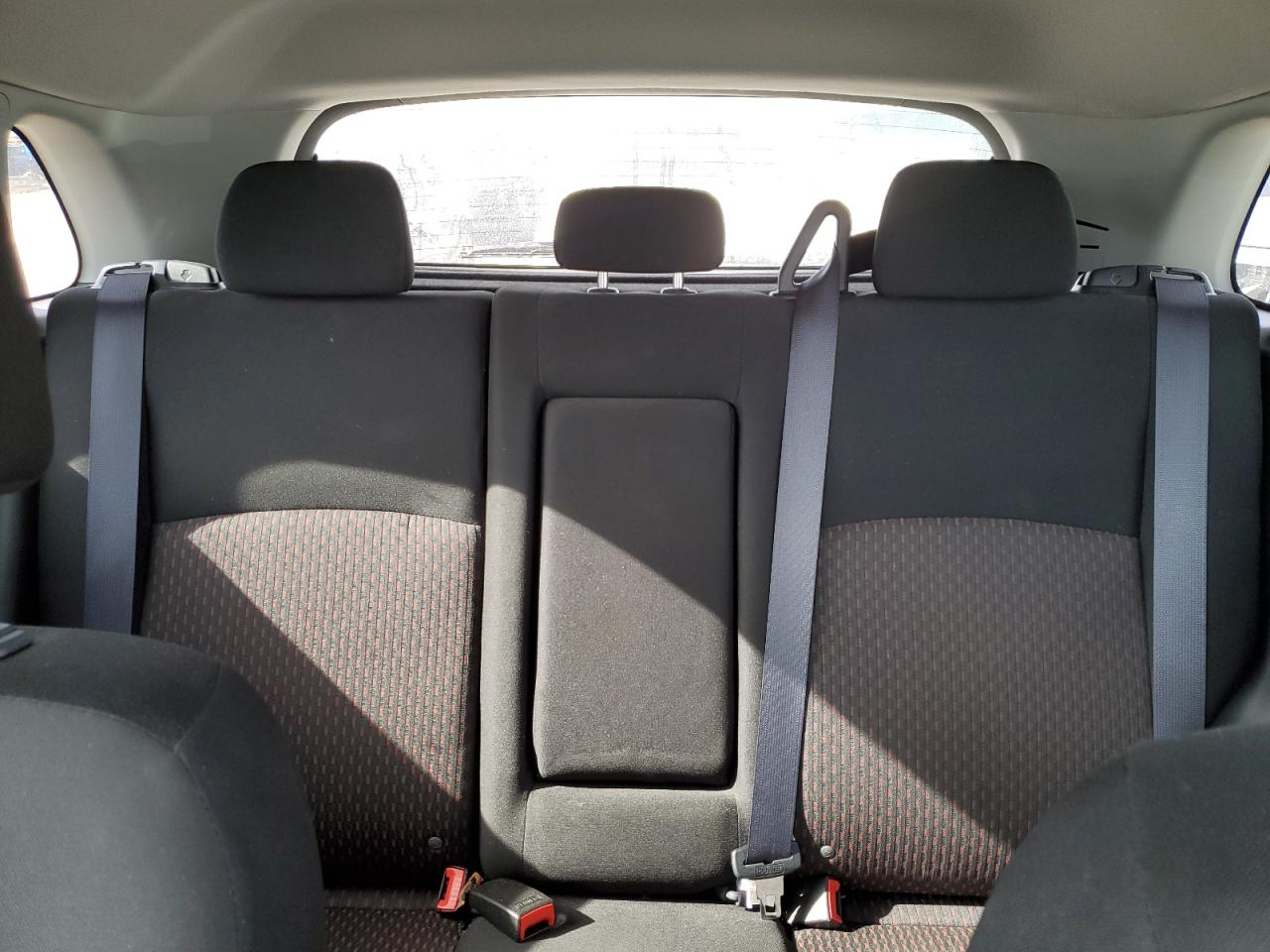 2018 Mitsubishi Outlander - Image 10