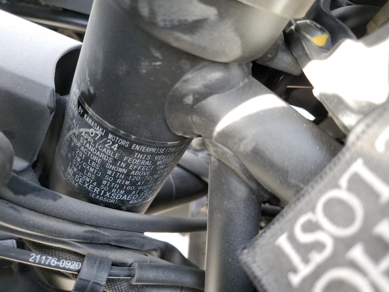 2025 Kawasaki Ex650 R VIN: ML5EXER1XSDAE0732 Lot: 44159925