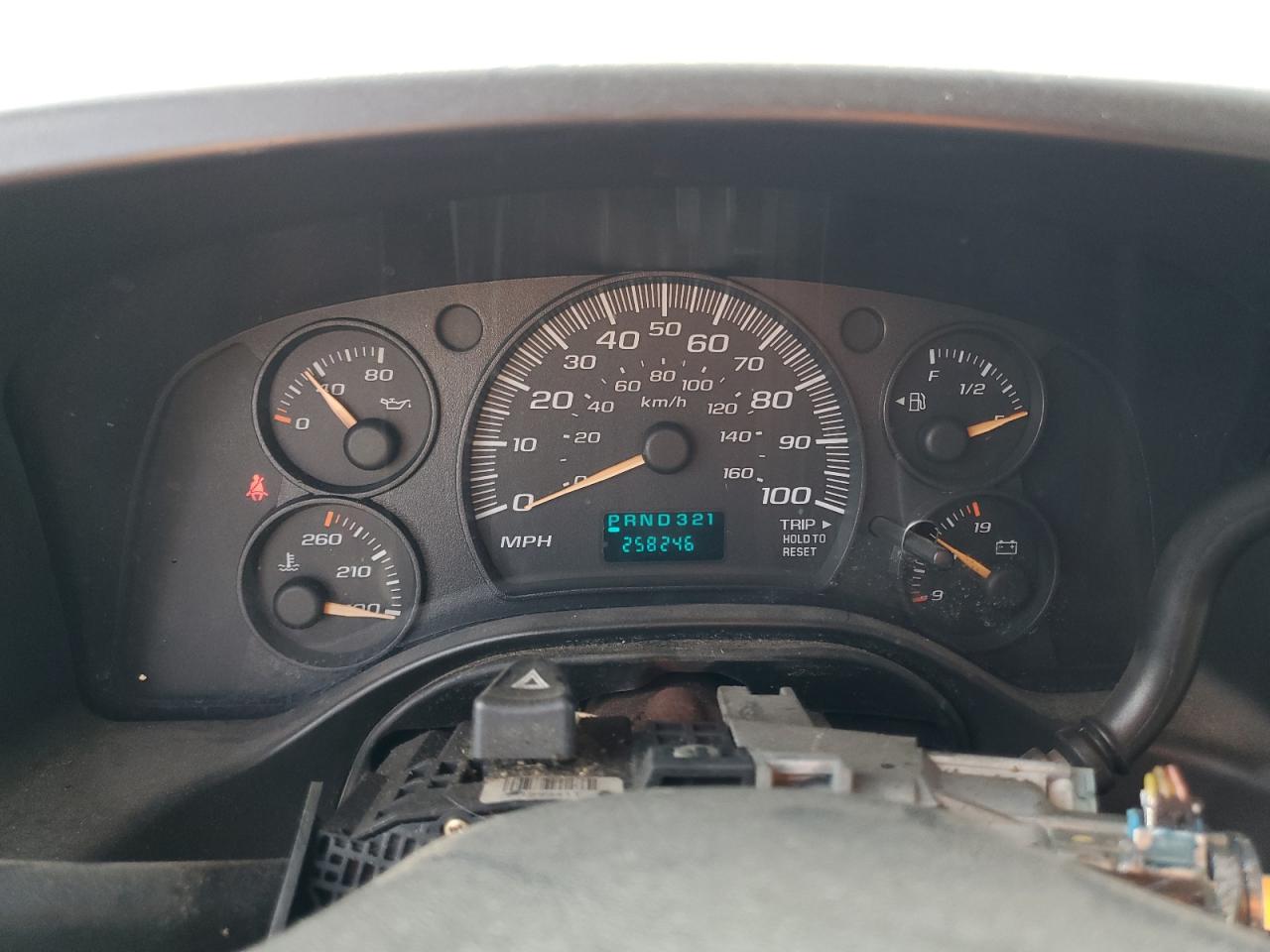 2006 Chevrolet Express - Image 9