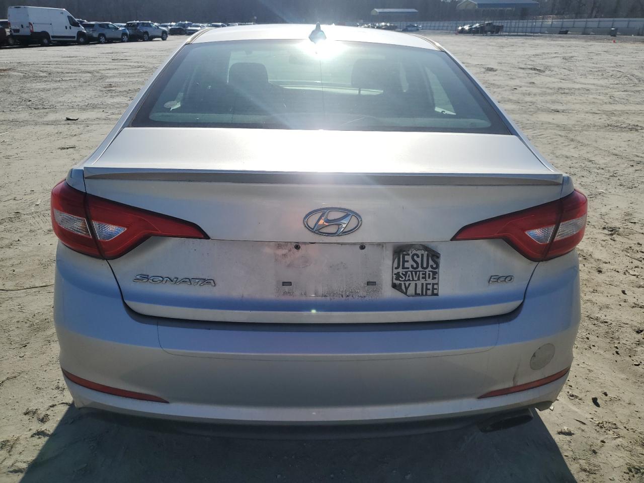 2015 Hyundai Sonata - Image 6