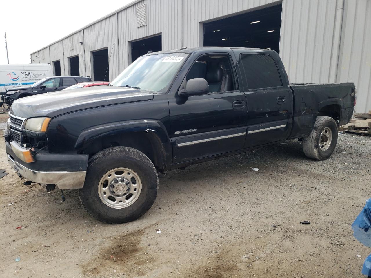 2005 Chevrolet Silverado - Image 1